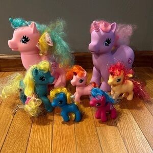 Lot Of 7 My Little Pony Figures Small Medium Large Pink Blue Purple